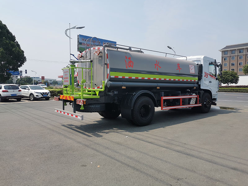 中潔牌XZL5183GSS6型灑水車